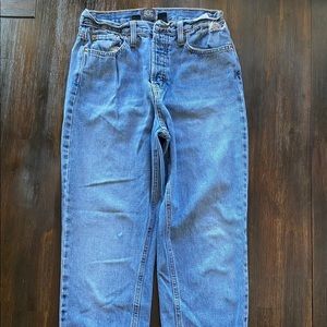 urban outfitters BDG straight jeans size 27